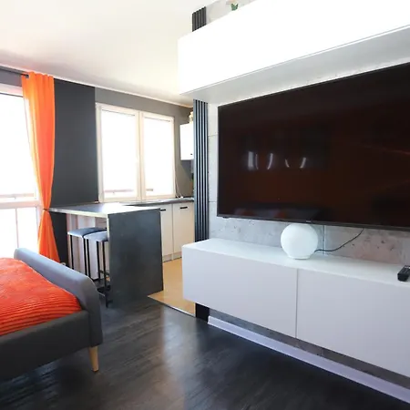 Ksiazeca Gora Apartment *